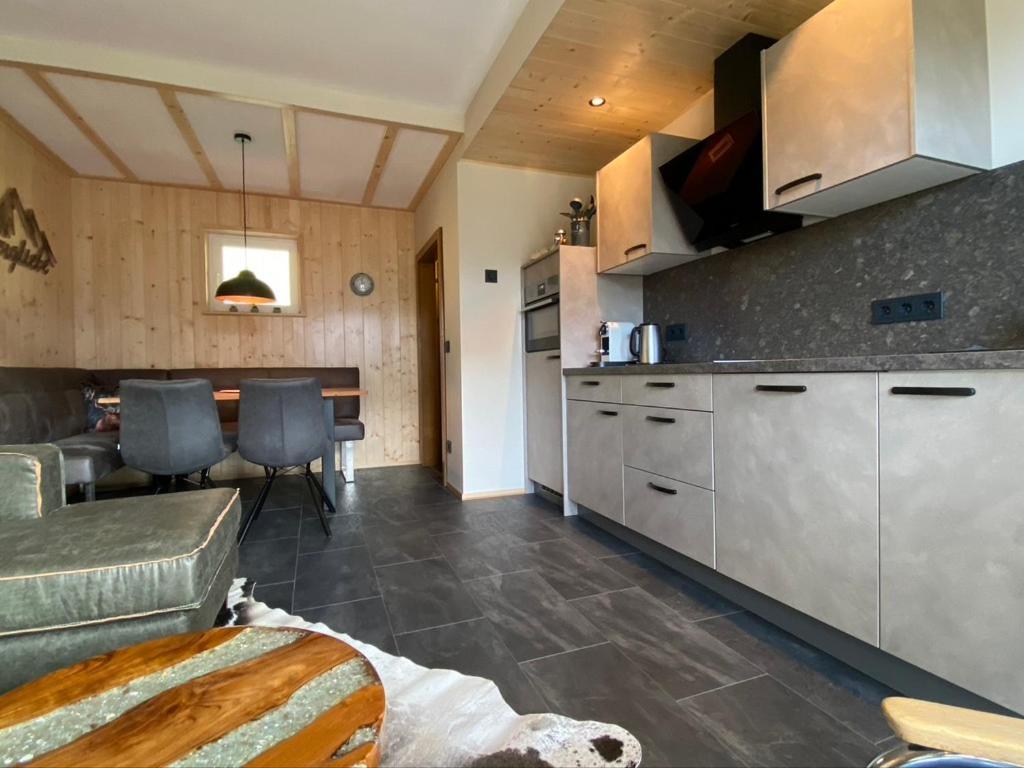 Nocky Mountains Lodge And Apartment Radenthein Exterior foto